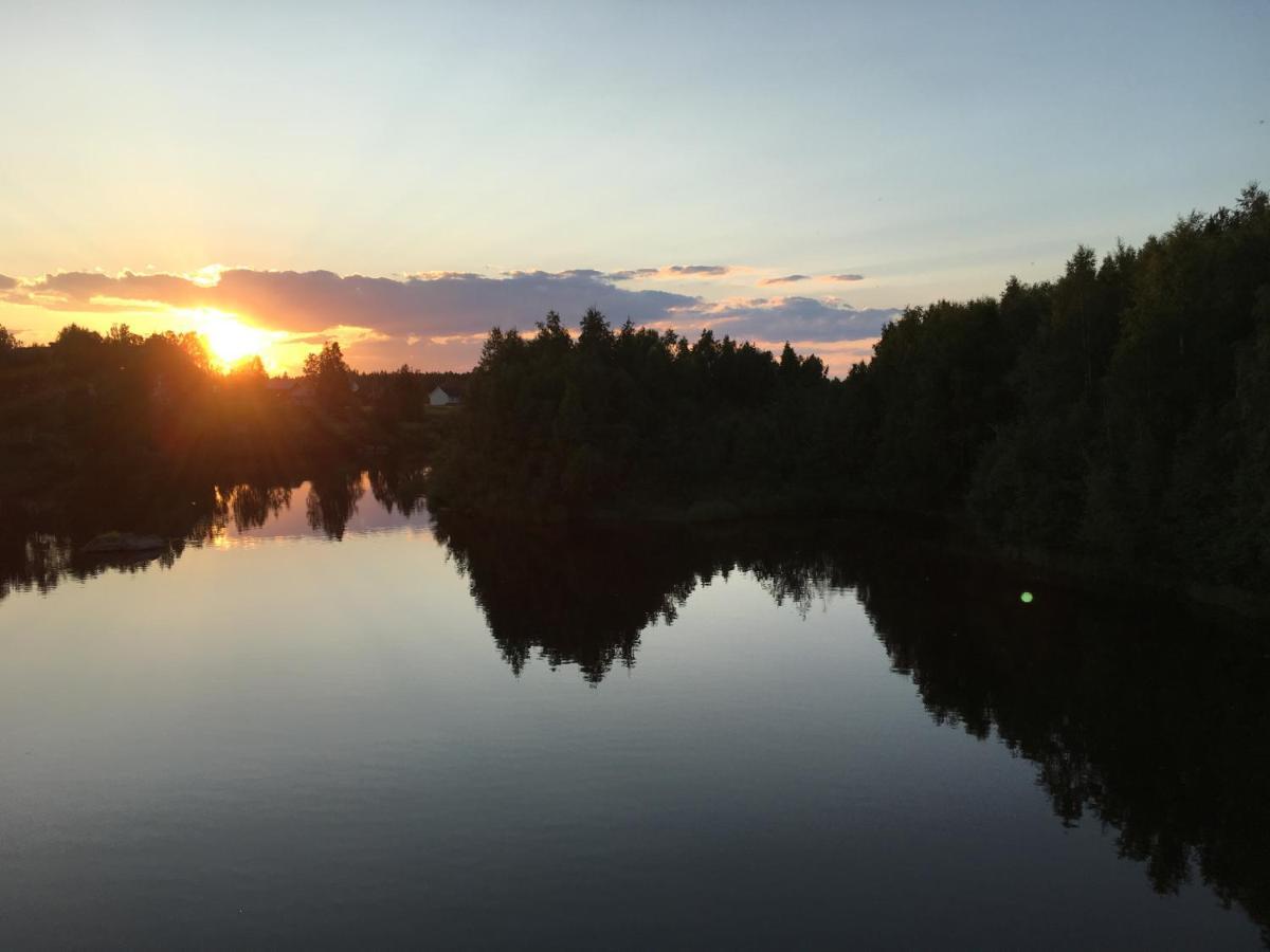 Sangis Motell Och Camping Экстерьер фото