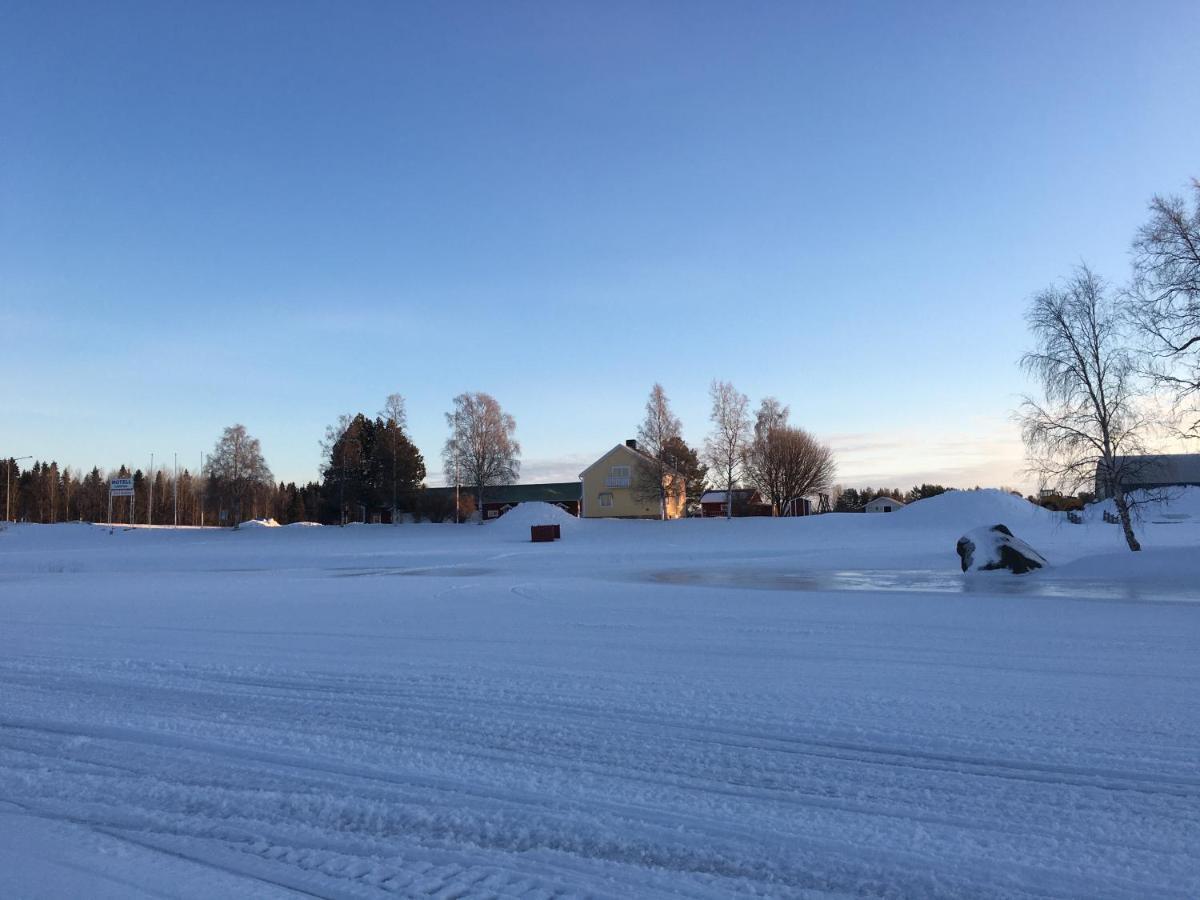 Sangis Motell Och Camping Экстерьер фото